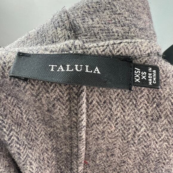 Aritzia Talula Taupe Gray Cape Poncho Jacket Wool Pocket Shawl Open Front XXS XS - Picture 8 of 10